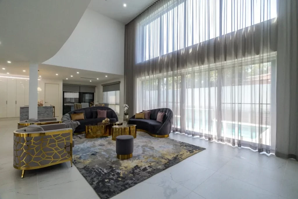 Dress Large Windows with Style - Curtains And Blinds Tips